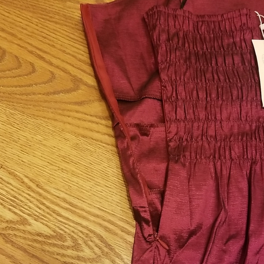 NWT Chic Strapless Burgundy Dress Juniors XL - Picture 9 of 12